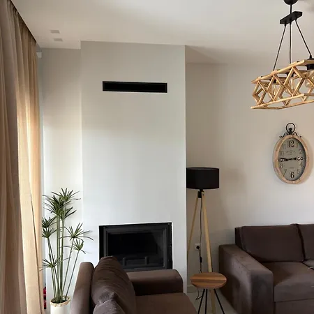 דירה Owl House